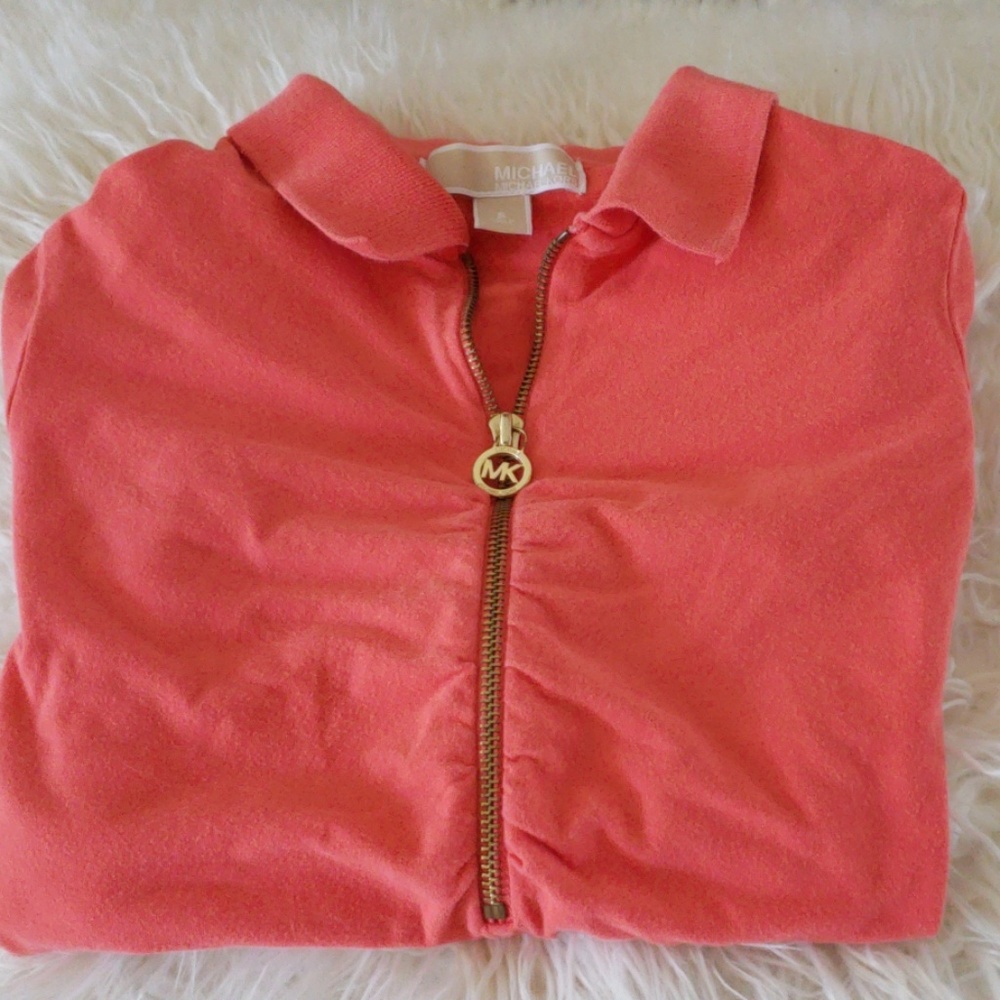 Authentic Michael Kors short sleeve shirt!!